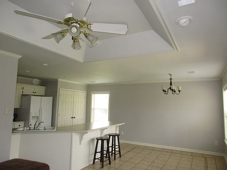 32 Reno Dr — Photo 7