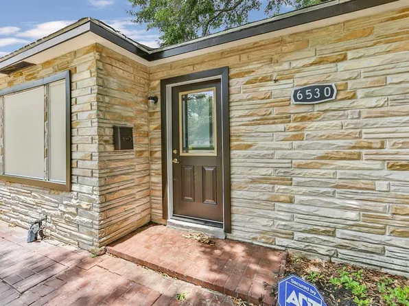 6530 Westview Drive, Houston, TX 77055