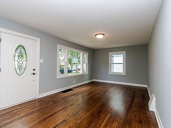 2nd image of 5361 Kimball Pl