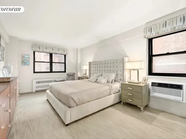 181 East 73rd Street image 4 of 6