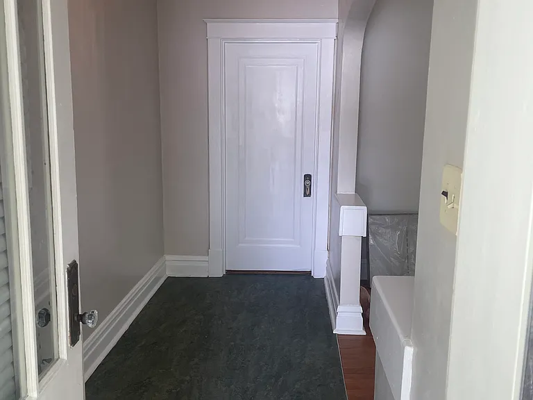 5244 Bancroft Ave #2 — Photo 23