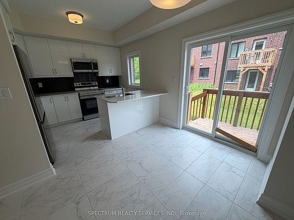 5th image of 620 Colborne St W #51