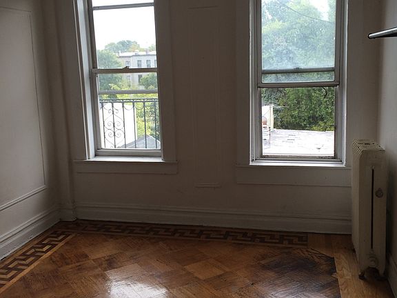2nd image of 612 Flatbush Ave APT 2D