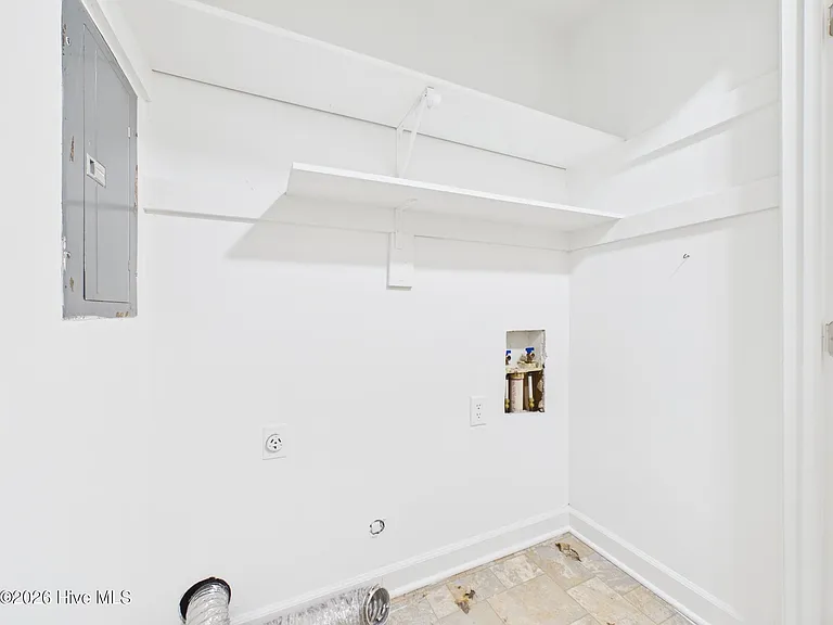 3516 Casine Ct — Photo 25