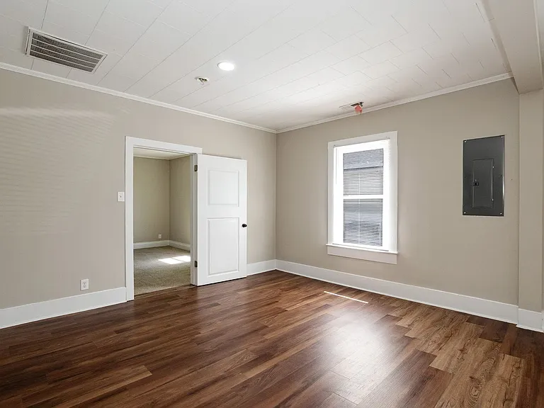 229 Lowry St — Photo 13