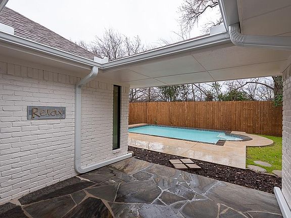 2nd image of 3508 Canoncita Ln