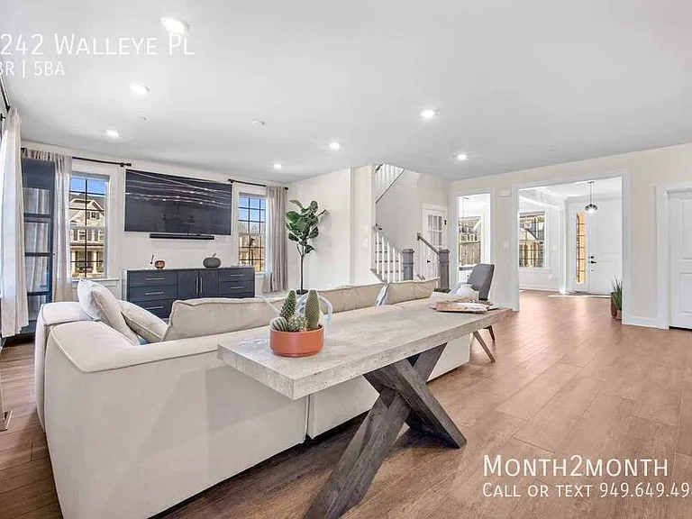 6242 Walleye Pl — Photo 3