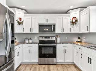 520 S Pine Street, Marshfield, MO 65706