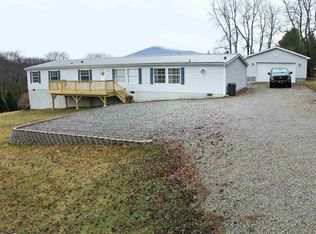 4571 Smith St, Pulaski, VA 24301
