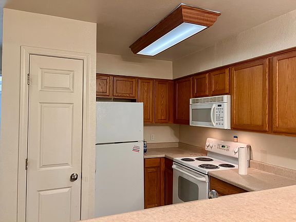 4th image of 2881 Huntington Blvd APT 128