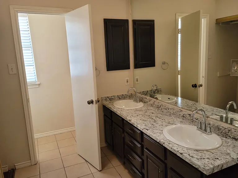 3411 Taurus Dr — Photo 12