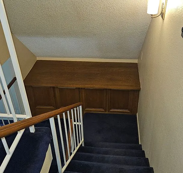 109 E Rosewood Ct — Photo 23