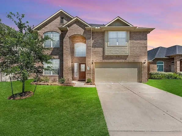 1302 S Maple Dr, Katy, TX 77493