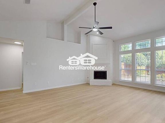 4th image of 2301 Dampton Dr