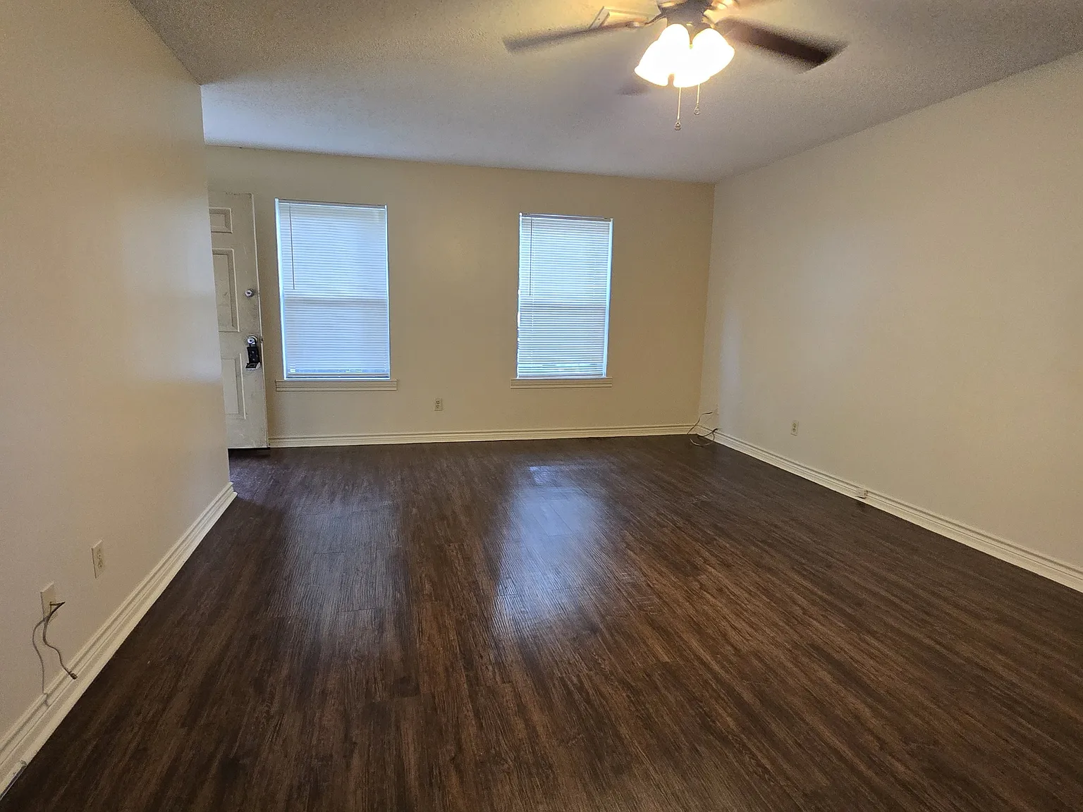 Tyler Duplexes - 3A — Photo 3