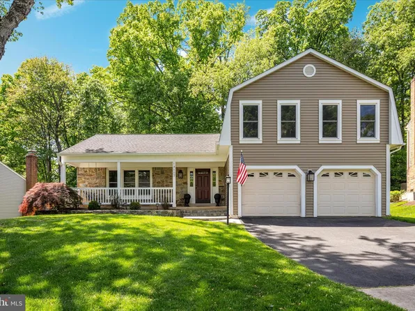 13117 Tingewood Ct, Herndon, VA 20171