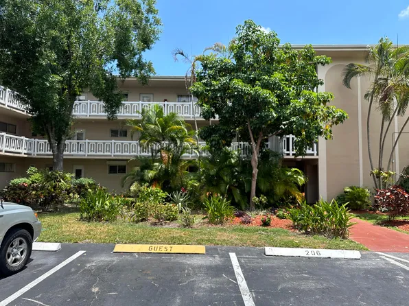 2687 N Garden Drive #105, Lake Worth, FL 33461