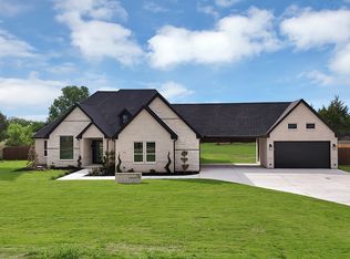 710 Gibson Rd, Waxahachie, TX 75165