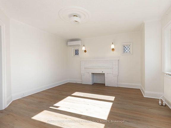 3rd image of 208 Floyd Ave