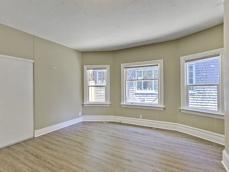 1425 Walnut Street — Photo 10