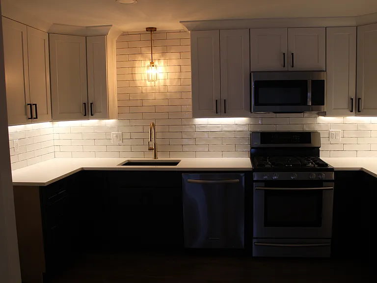 2321 Sims Dr NE — Photo 1