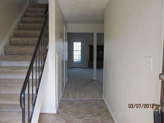 2nd image of 3533 Woodburne Dr