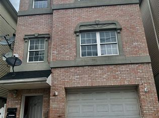 42 Graham St, Jersey City, NJ 07307