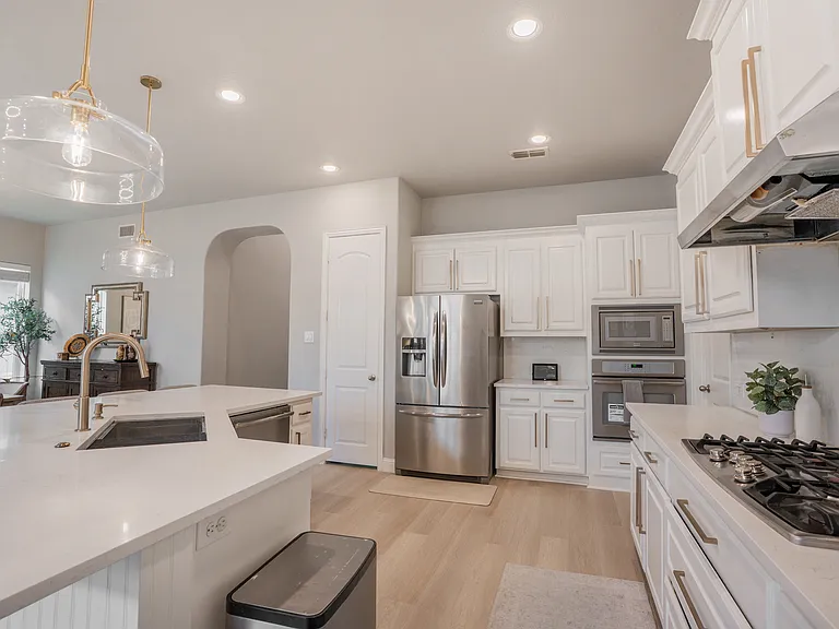 6213 Mickelson Way — Photo 7