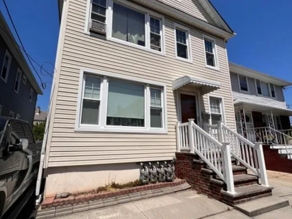 711-713 Polonia, Elizabeth City, NJ 07202