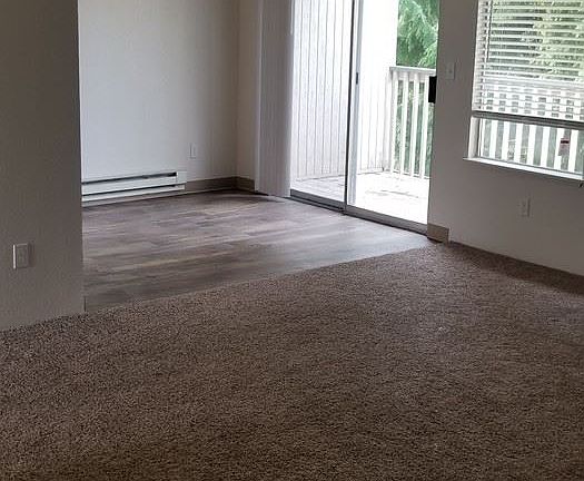 5th image of 10310 92nd St SW APT 9
