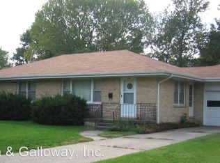 111 Manor Dr, Columbia, MO 65203