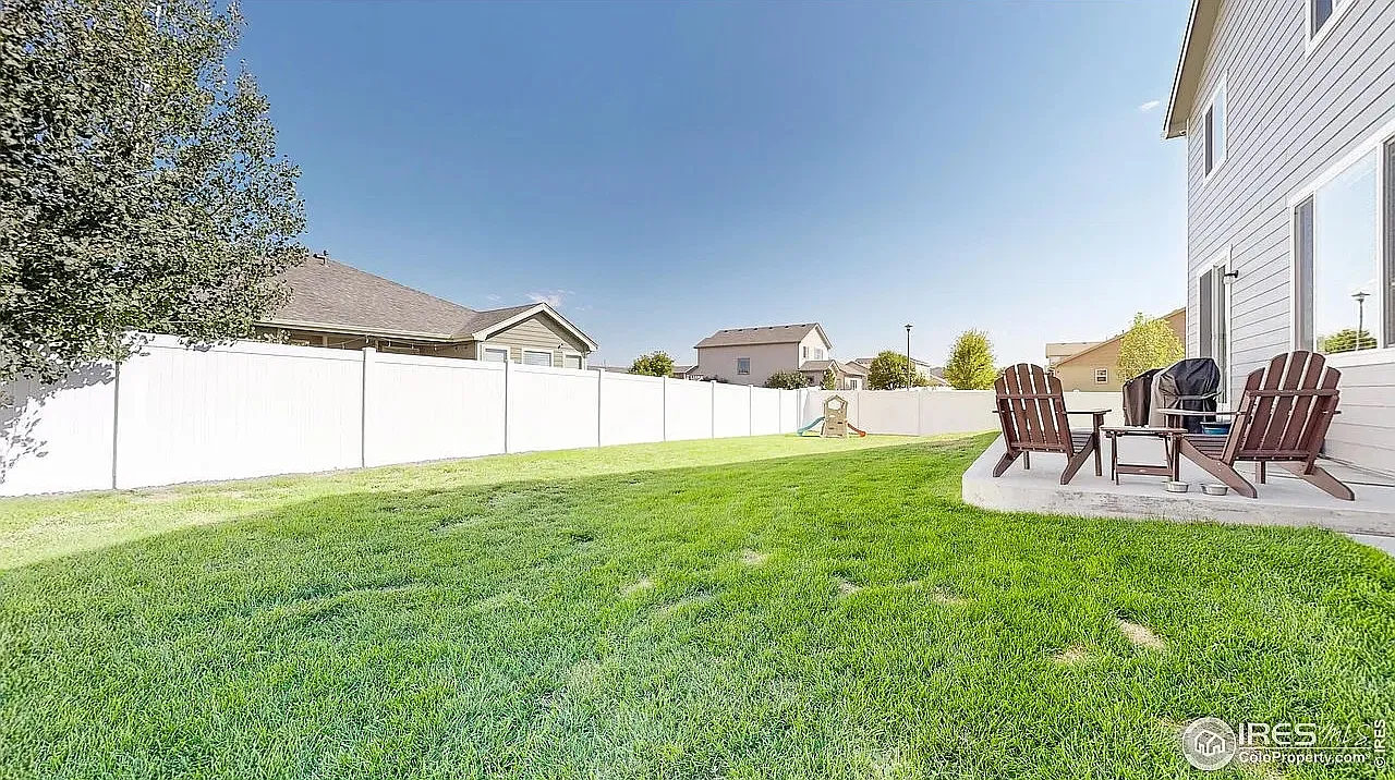 6 bed, 2894 sqft, $3,200 — Photo 4
