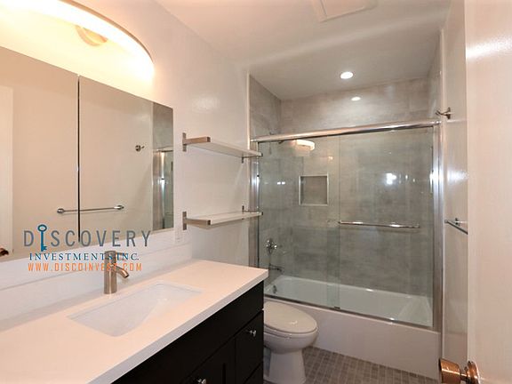 4th image of 2229 McGee Ave APT O