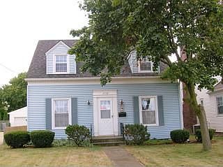 1st image of 1710 E Erie Ave