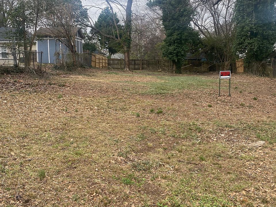 2nd image of 82 Moreland Ave N