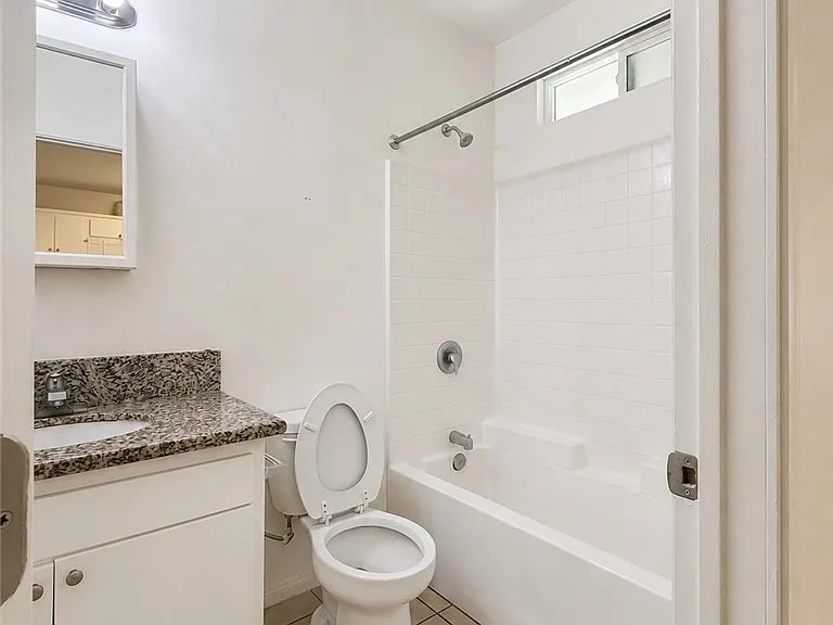 319 Hermosa Ave #2 — Photo 5