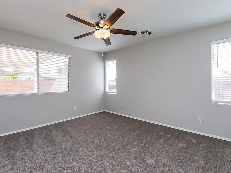 8213 W Papago St — Photo 9
