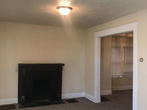 5th image of 3451 Greenlawn Ave