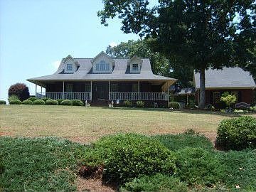 1st image of 225 Green Park Dr