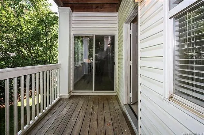 5609 Fairview Rd #6 — Photo 3
