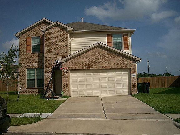 2nd image of 1826 Killiney Ct