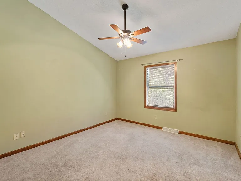 6 Cheyenne Ct — Photo 8