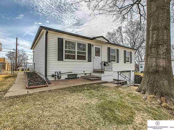 3rd image of 7415 S 73rd Ave