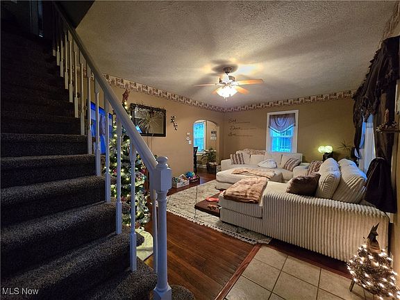 4th image of 40 S Pembroke Ave