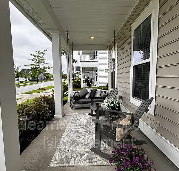 214 Narrowleaf Ave — Photo 3