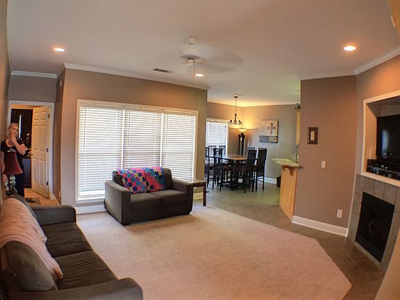 2nd image of 12579 Cottage Cir