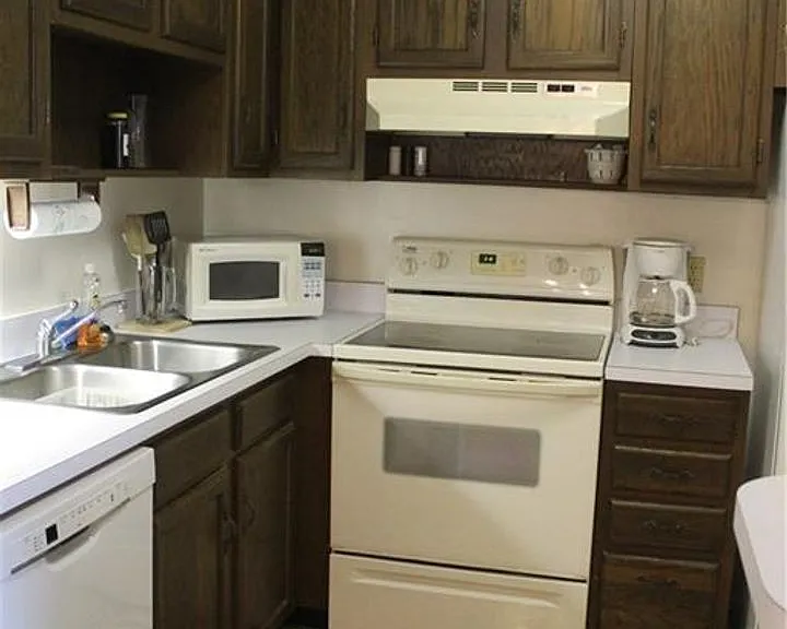 23 Vista Gardens Trl #104 — Photo 4