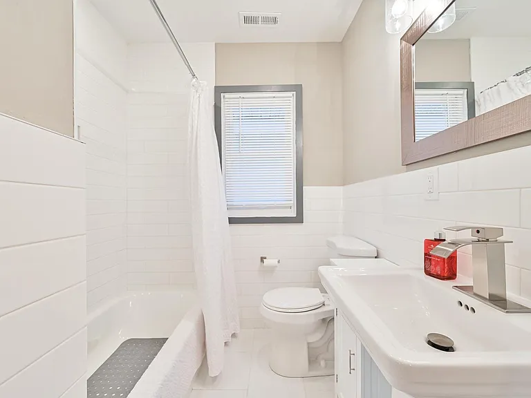 203 N Somerset Ave — Photo 23