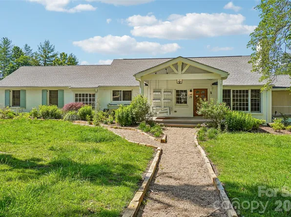 28 Ridgefield Pl, Asheville, NC 28803