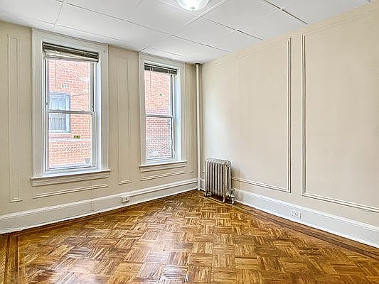 4th image of 19113 42nd Ave APT 1R